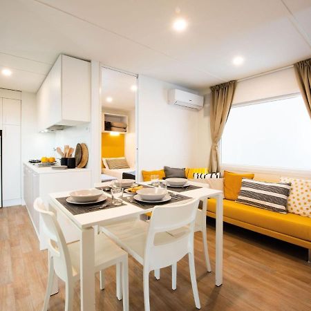 Premium Mobile Home In Novalja Exterior foto